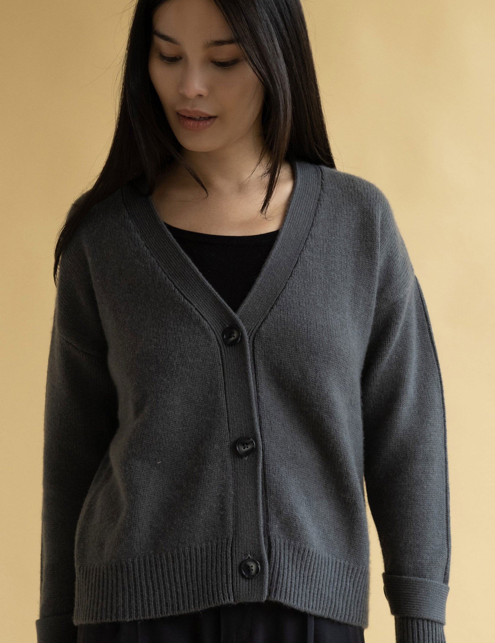 Classic Button-up Cardigan (Warehouse Sale)